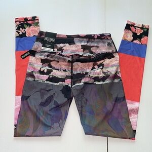 Victoria’s Secret Sport VSX Knockout Leggings Tigh Medium Rise.Size XSMALL.